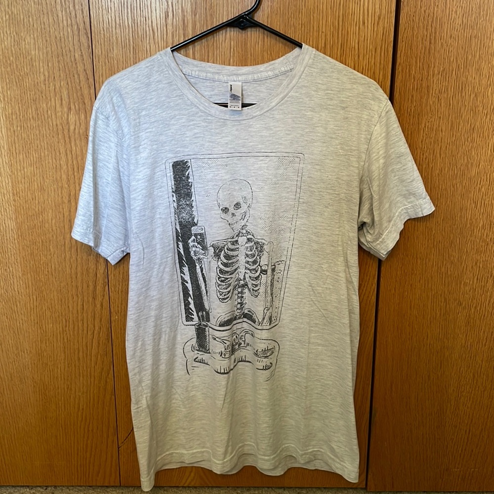 “Skelfie” Skeleton selfie T-Shirt - Size M - Gray